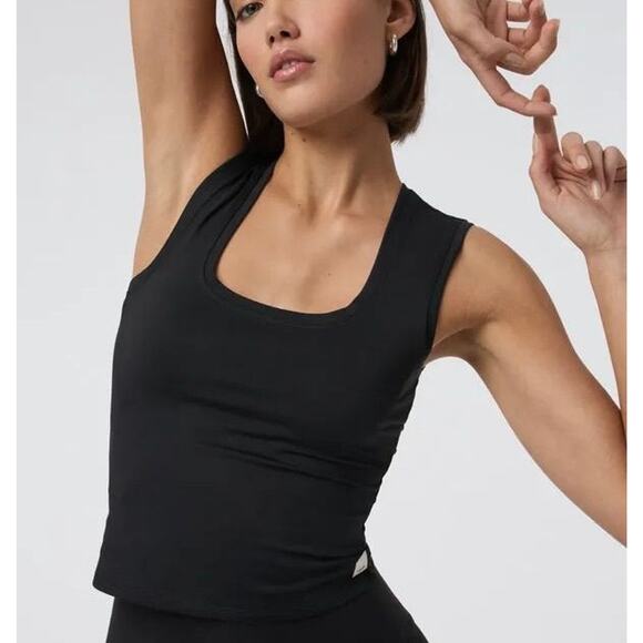 Vuori Tops - SOLD Vuori Halo Essentials Scoop Tank Sz Medium